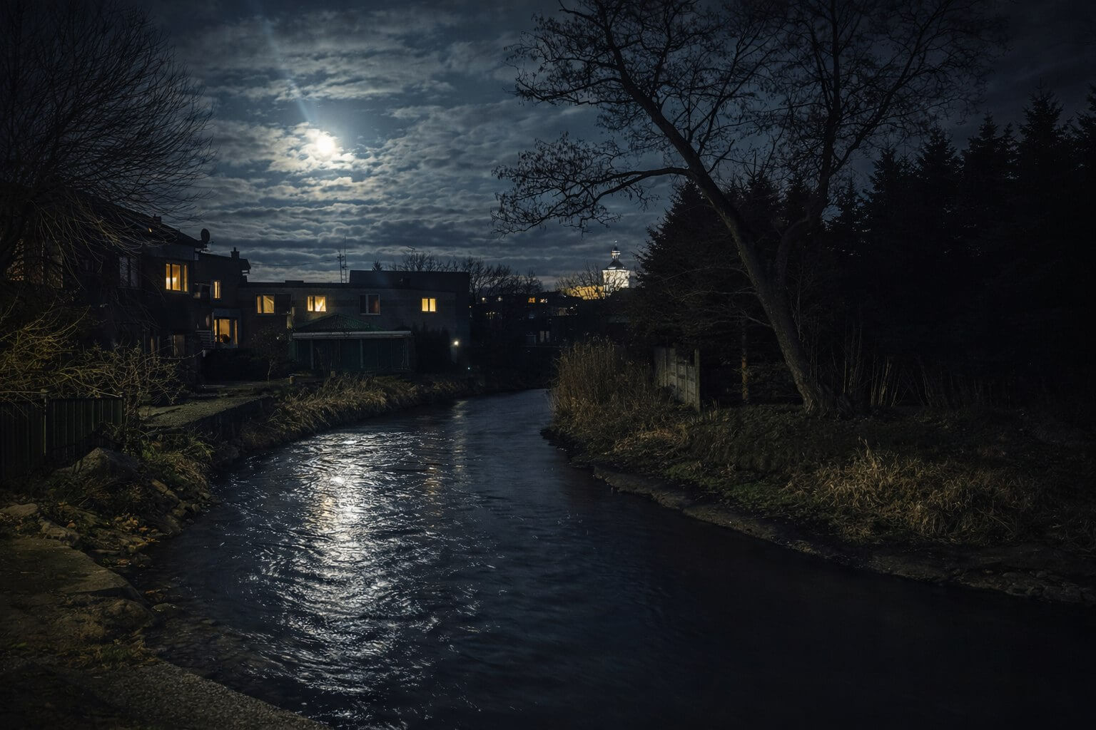 Rzeka Wel w Lidzbarku Welskim – widok nocą