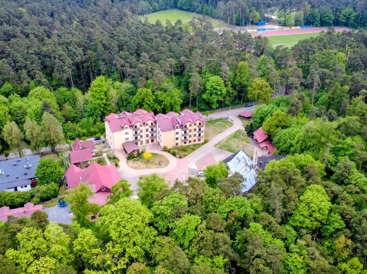 Pensjonat Ambrowil w Lidzbarku Welskim – Widok od strony jeziora